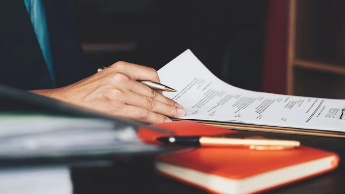 Rental application documents and tenant screening reports