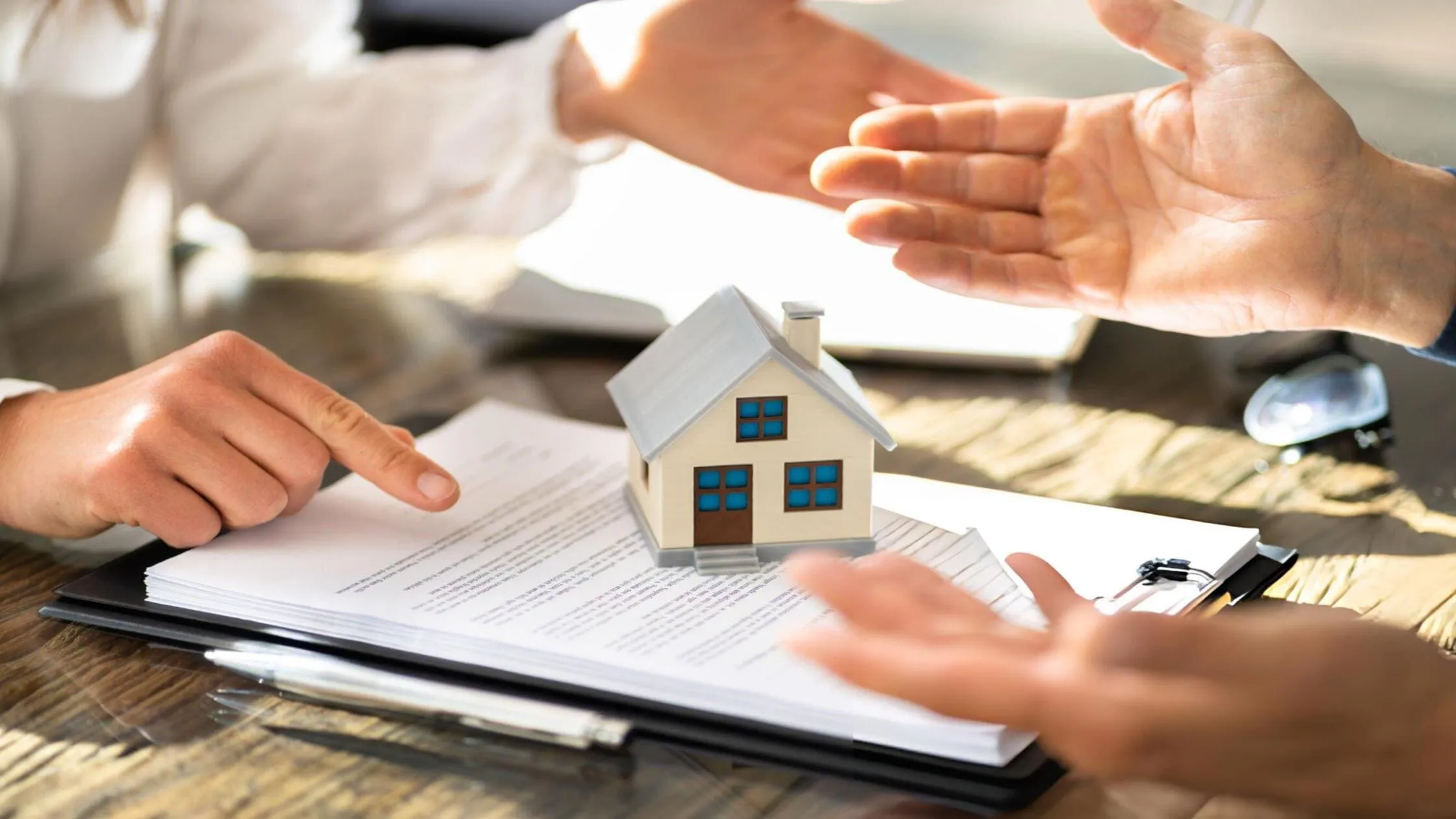 State laws limiting how much a landlord can charge for move-in costs