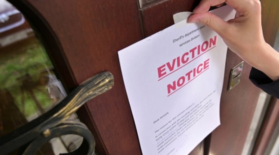 Legal reasons landlords can evict tenants in Illinois