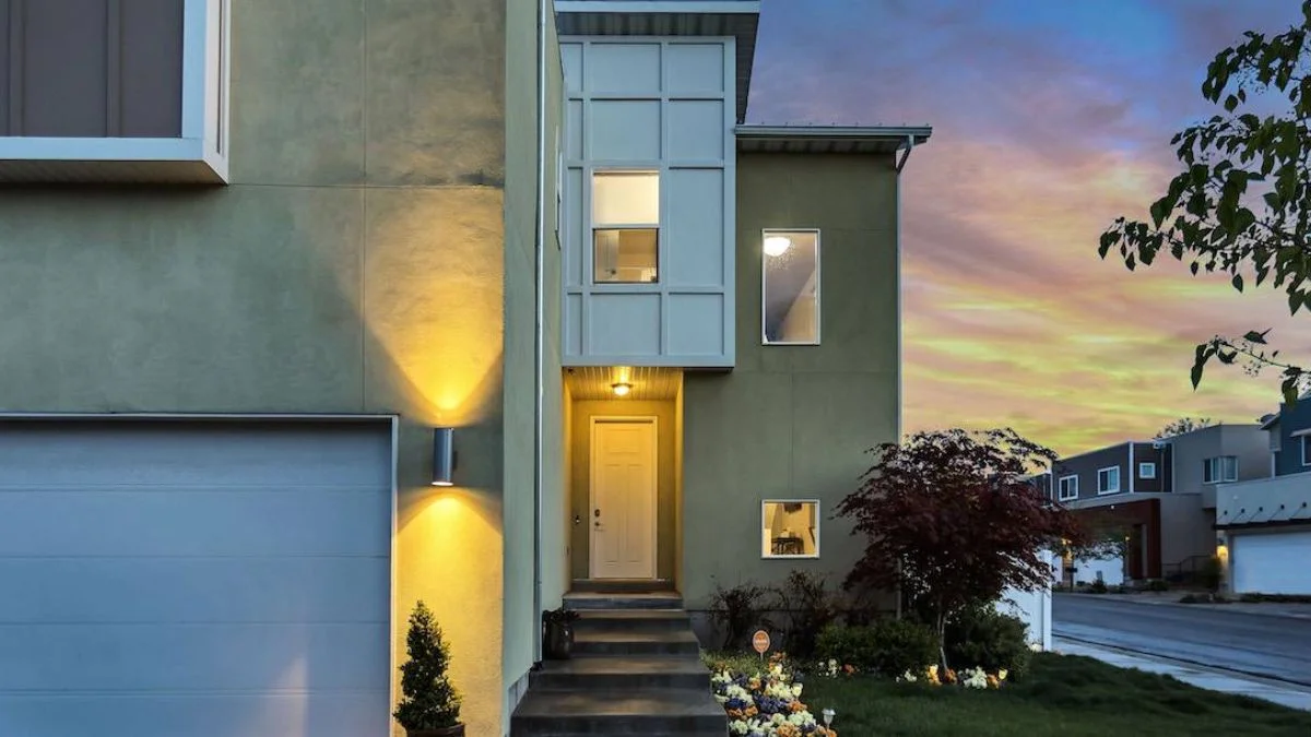 Residential lease agreement related to rent to own