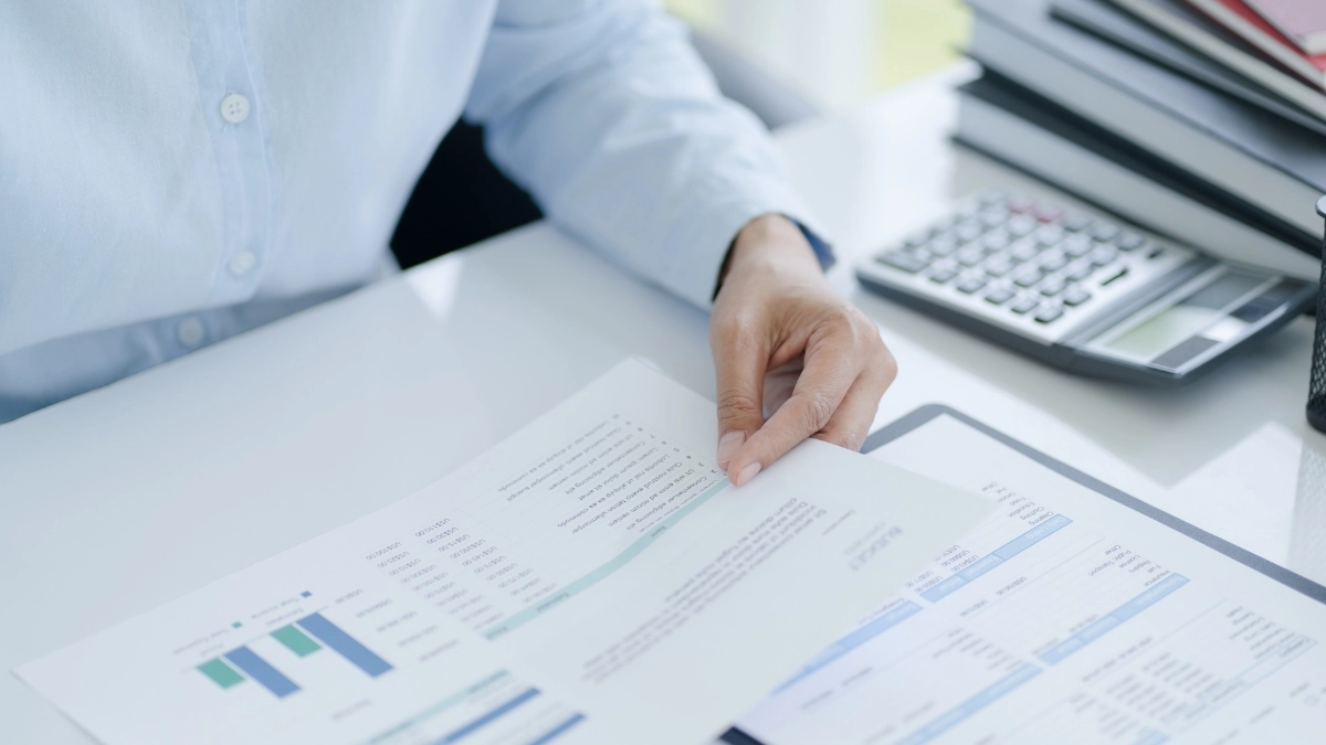 Gross income verification methods for apartment applicants&nbsp;