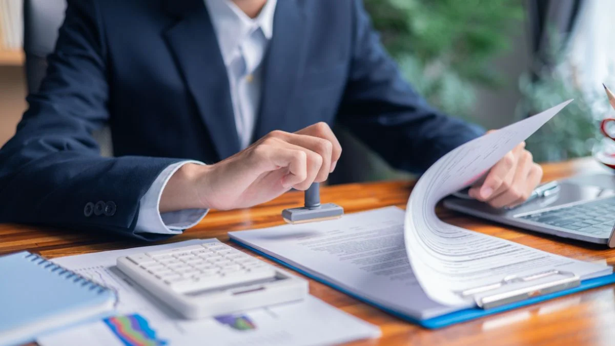 Guide on how to write a letter for proof of rent payment professionally