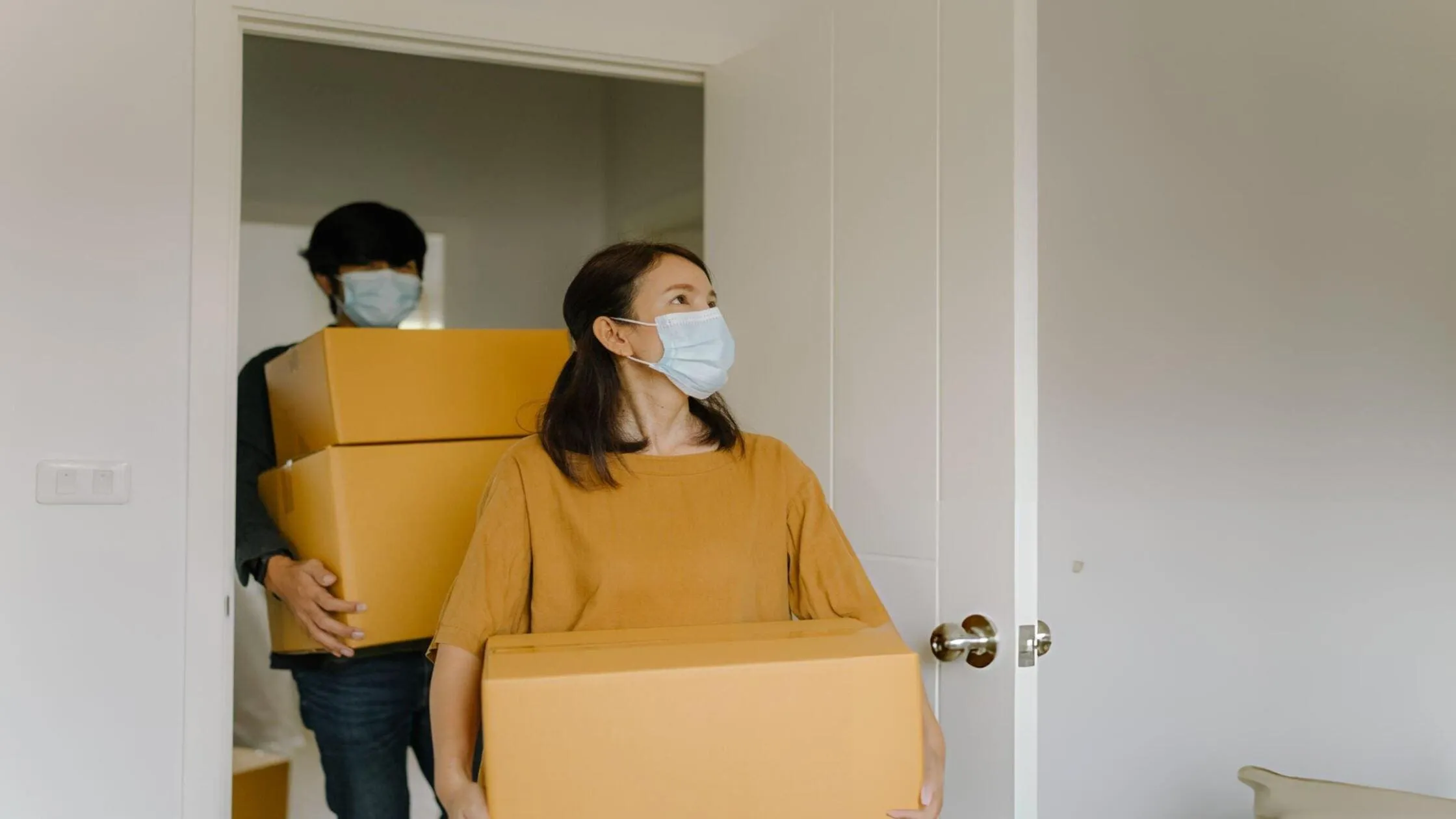  Knowing tenants' move-out cleaing responsibilities can help them save money.&nbsp;