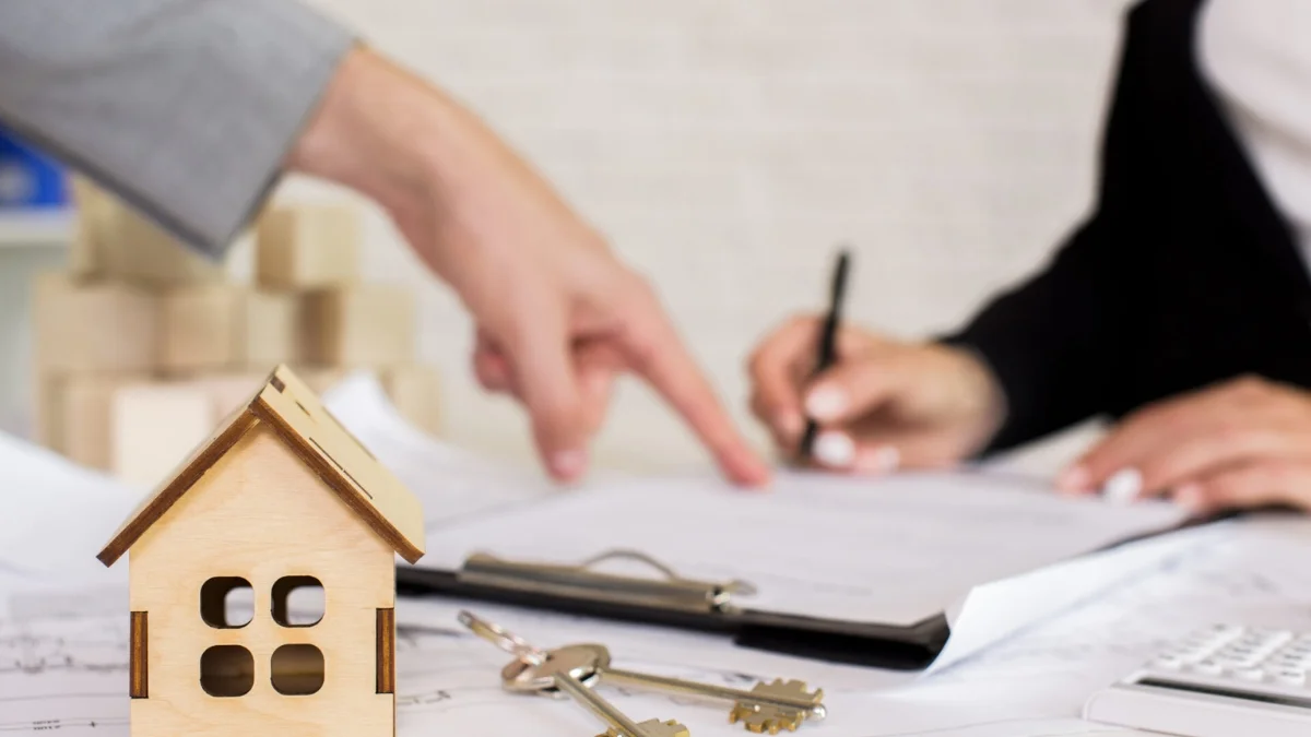 Reasons landlords and property managers charge a lease renewal fee during lease extensions