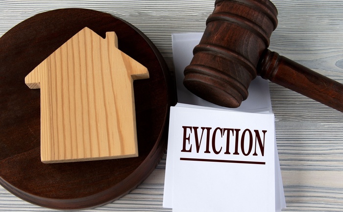 Serving an Eviction Notice in Louisiana