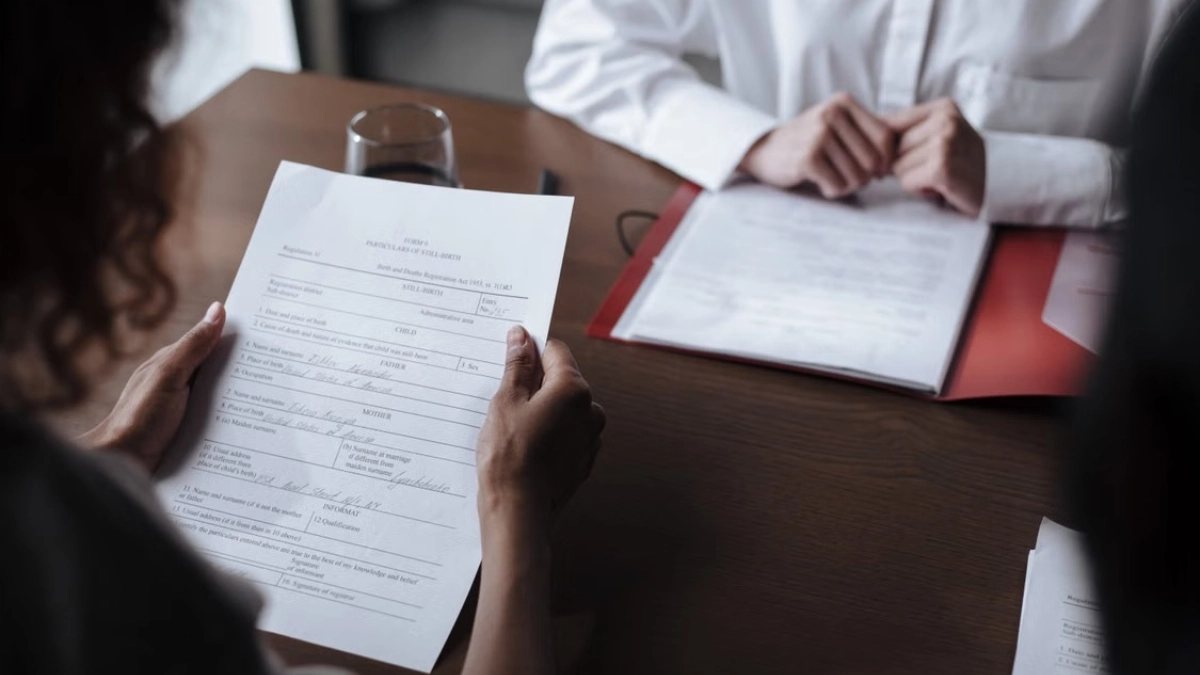 Landlord and tenant information listed in a rental agreement