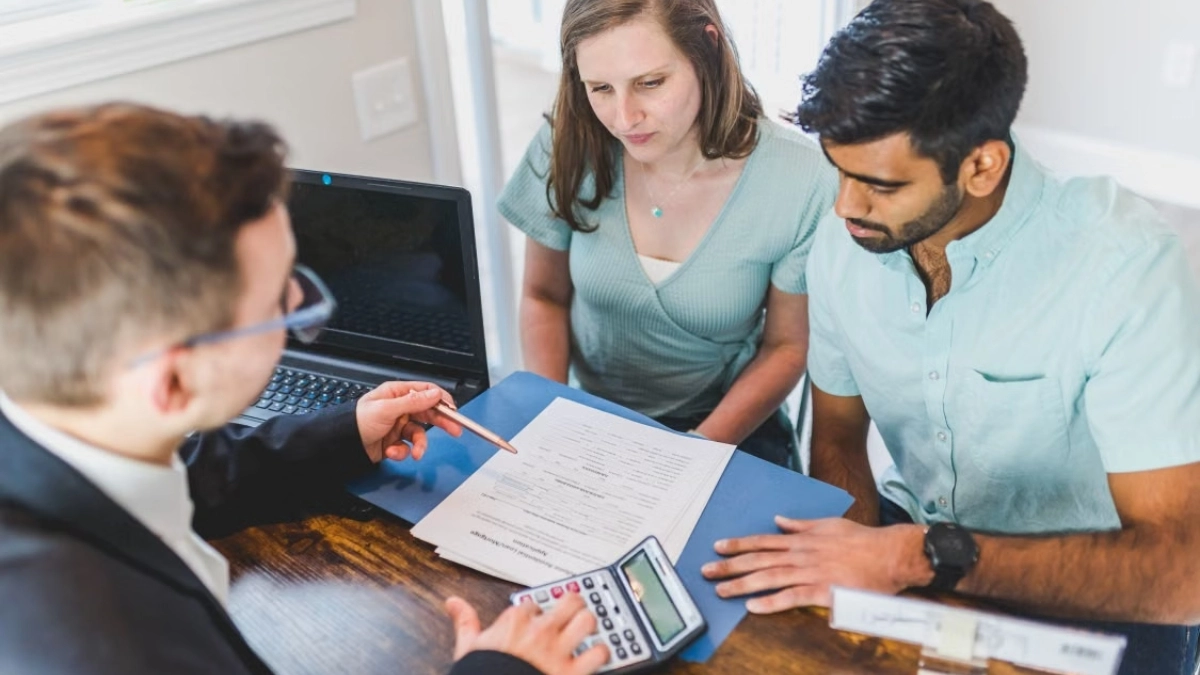 Defining a cosigner’s financial responsibilities under a lease