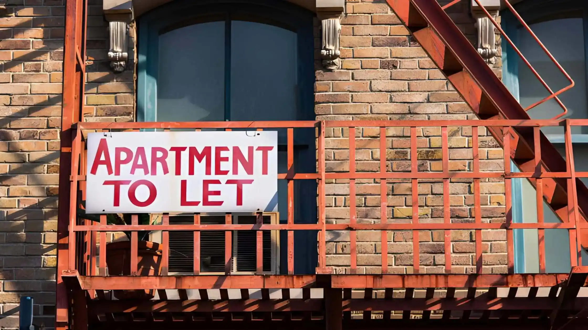  Real estate agent showing apartment available for lease buyout