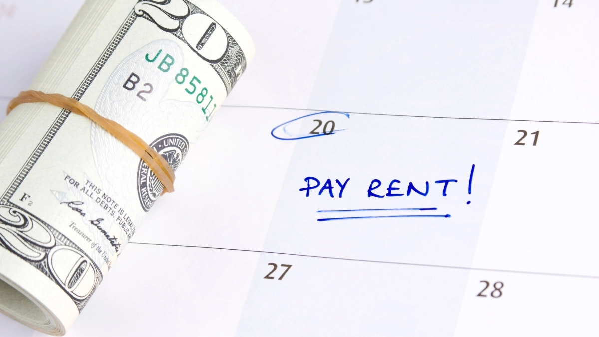 Is paying rent in cash legal under U.S. landlord tenant law
