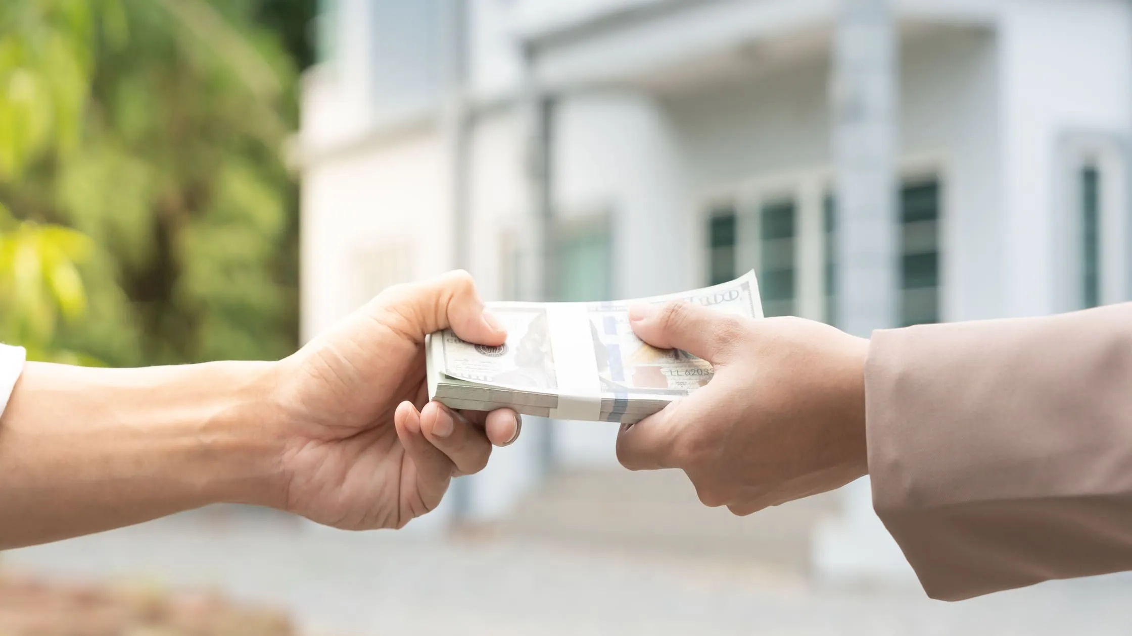how-to-negotiate-amenities-fees