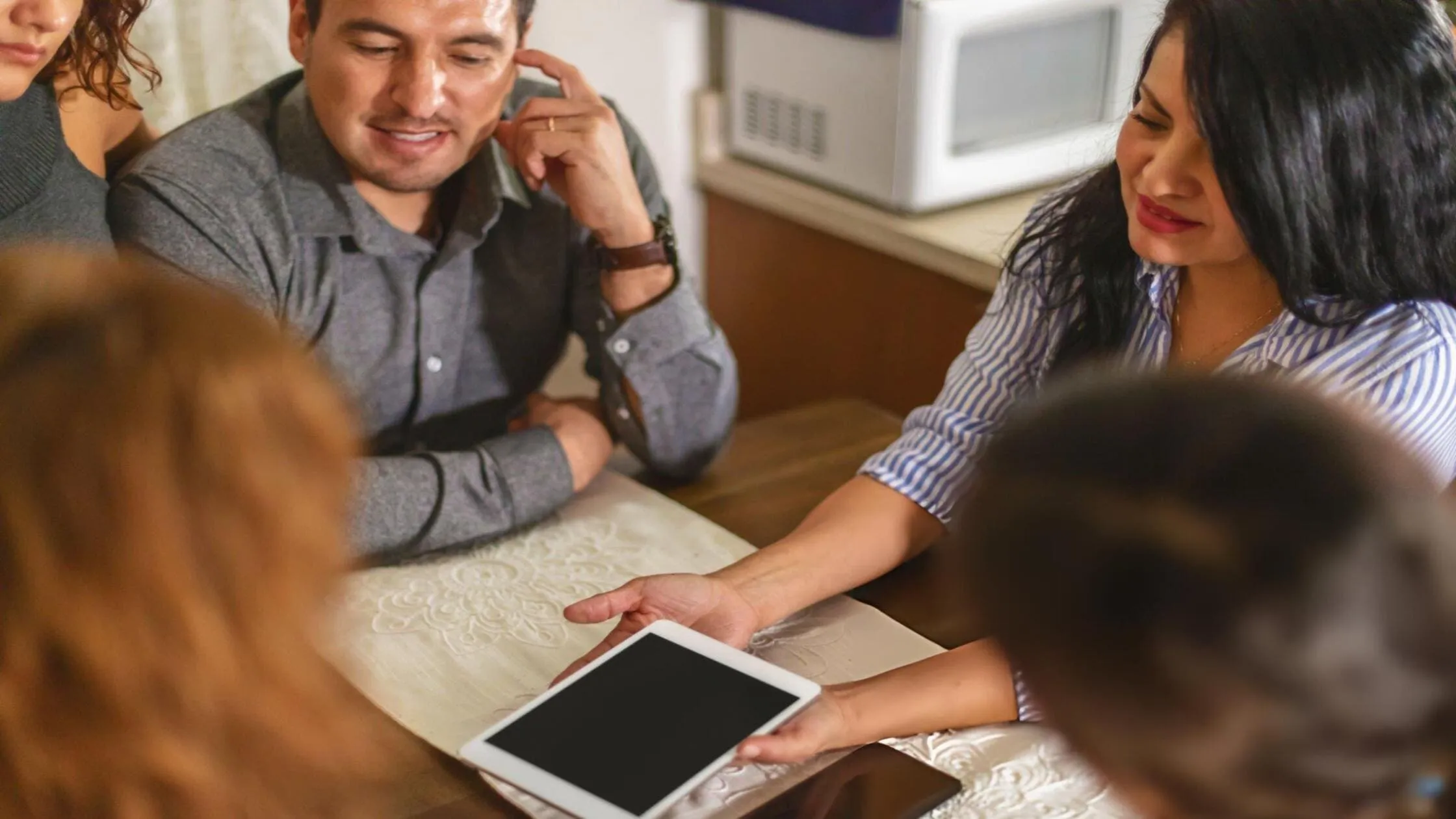 does having a co-applicant lower interest or risk profile for landlords