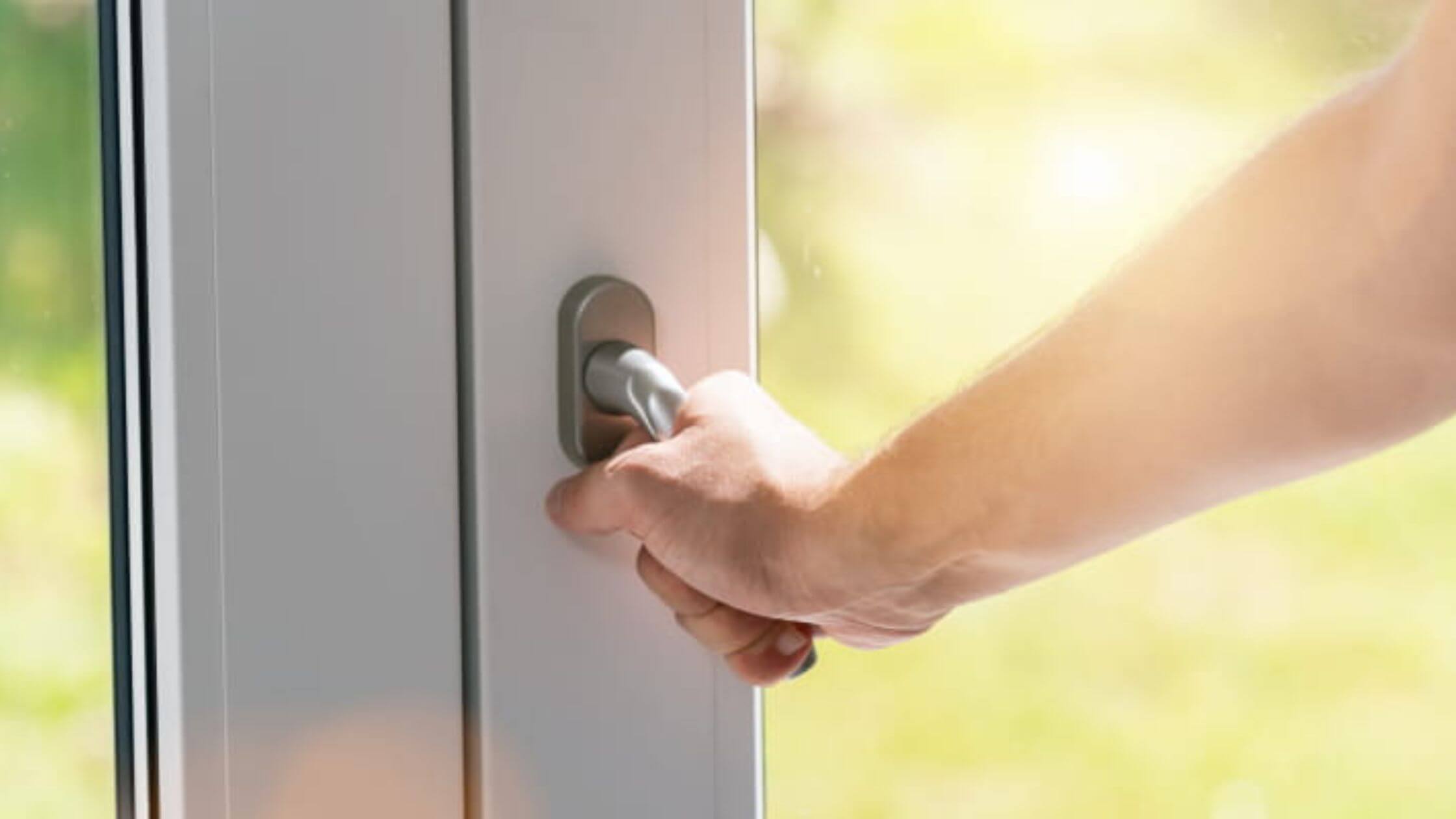 can a landlord enter without permission in wisconsin