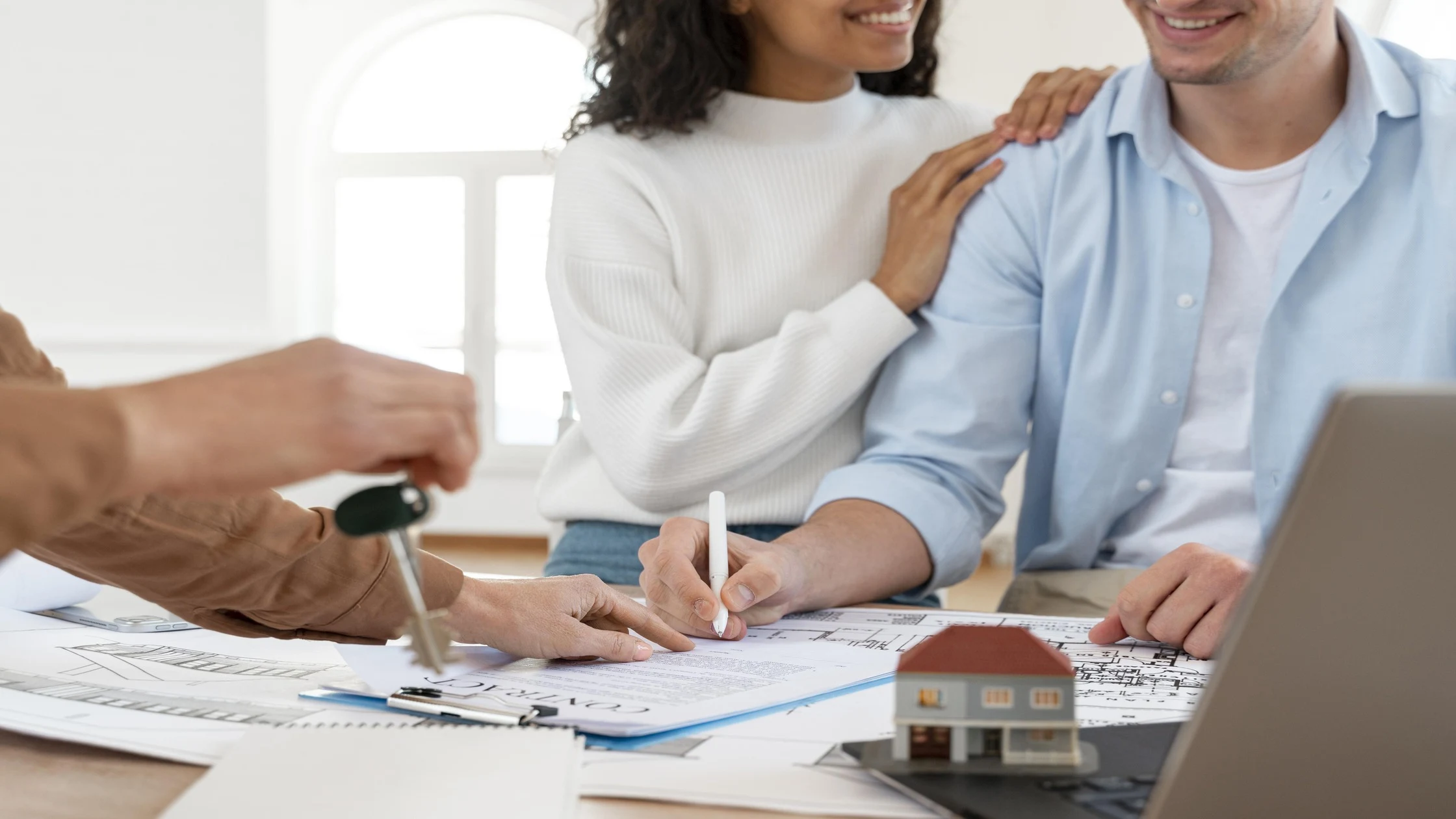 Both landlord and tenant must agree to and sign the addendum; unilateral changes are not legally binding.