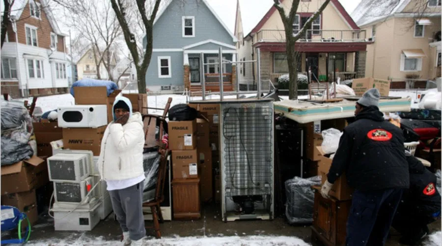 Landlords must not discriminate against tenants when planning rent increases. 